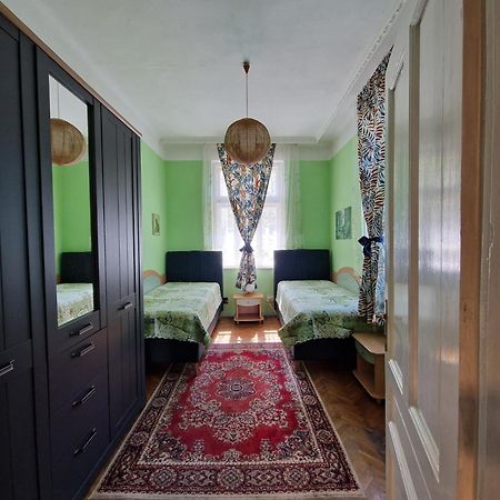 Етаж От Къща С Двор Apartment Burgas Exterior photo