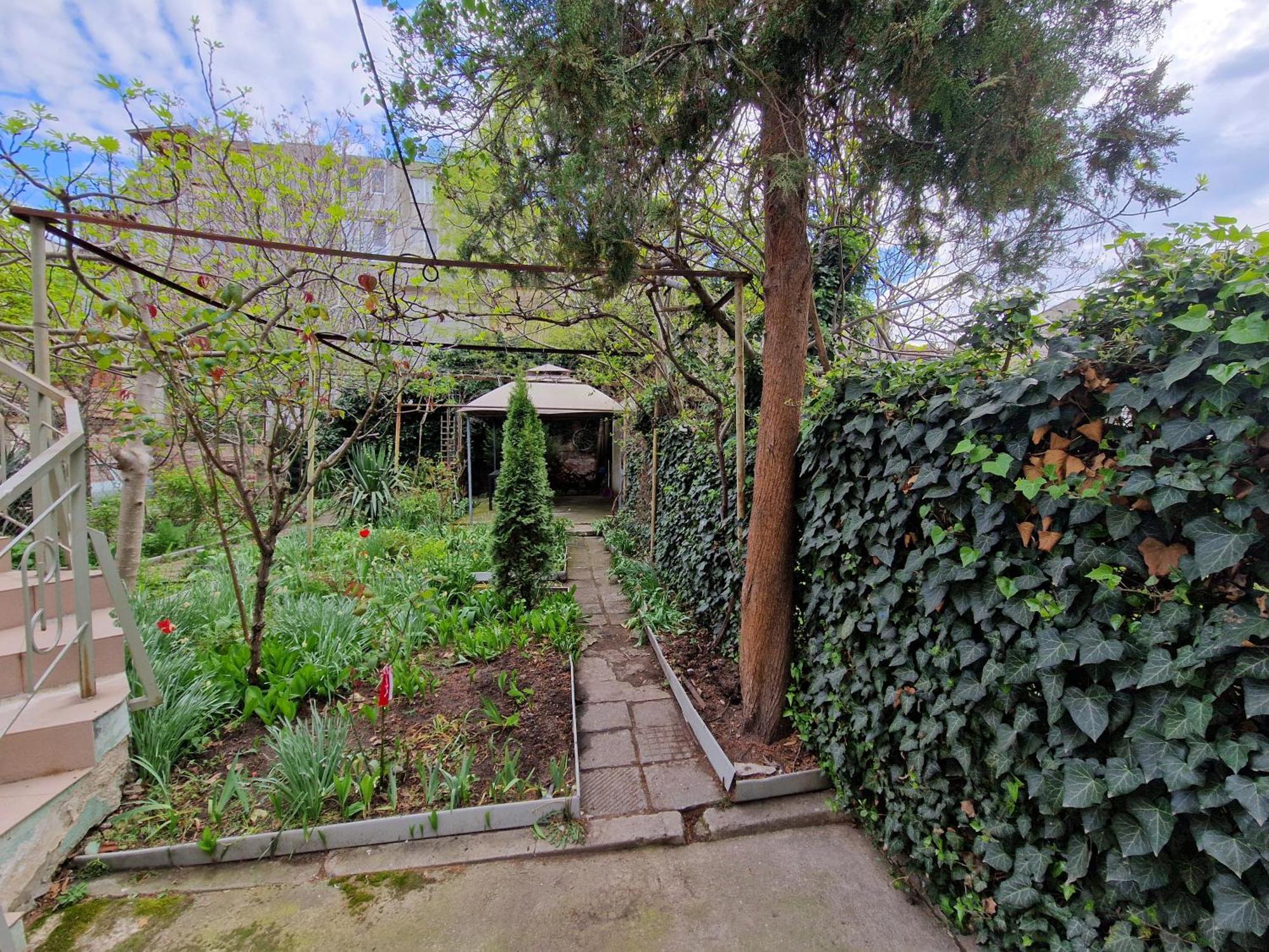 Етаж От Къща С Двор Apartment Burgas Exterior photo